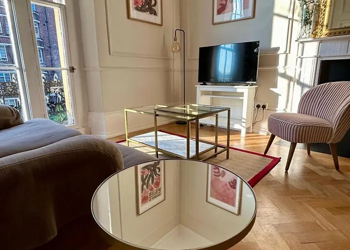 Clifton Apartment